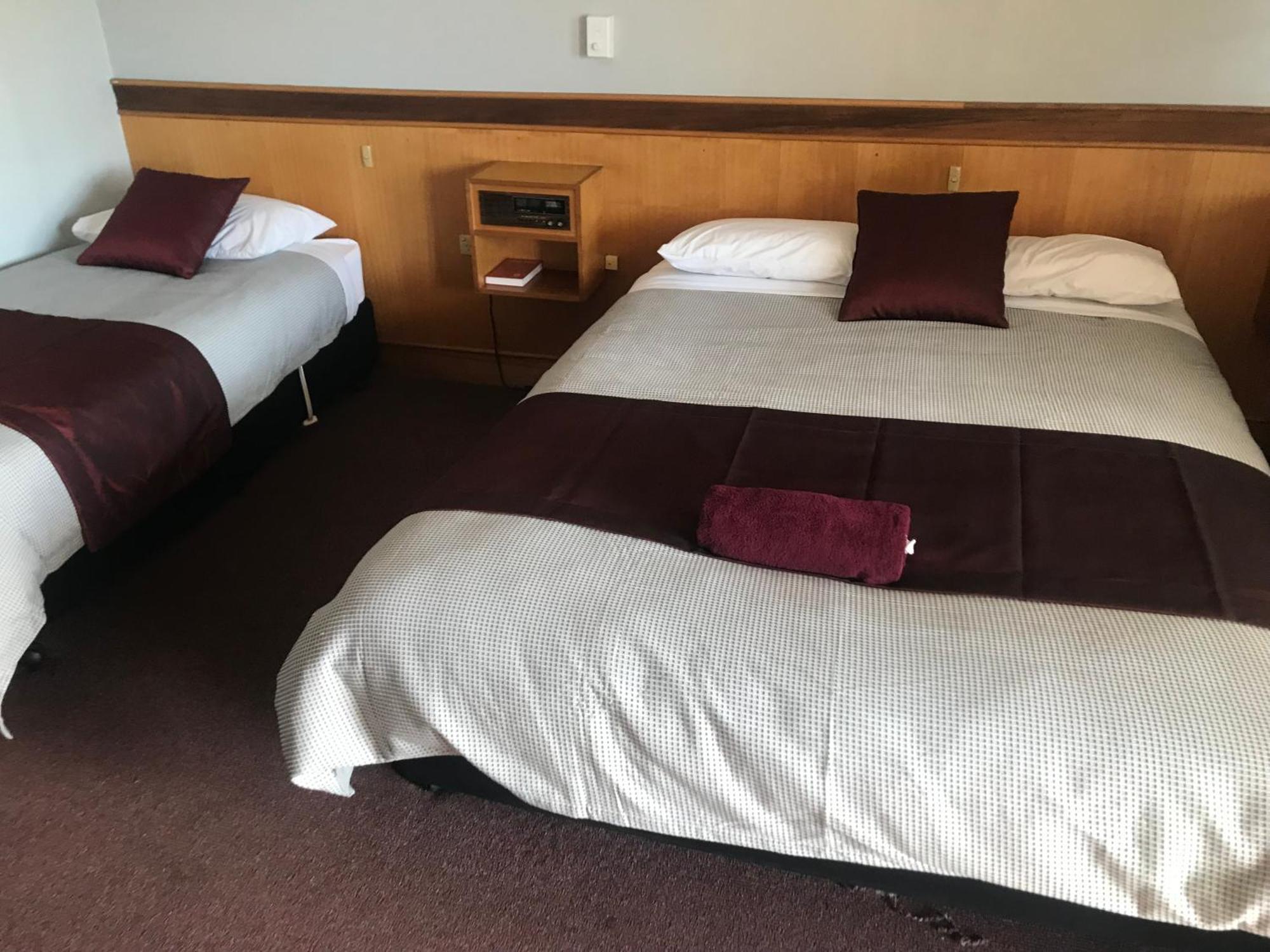 County Lodge Motor Inn West Wyalong Exterior foto