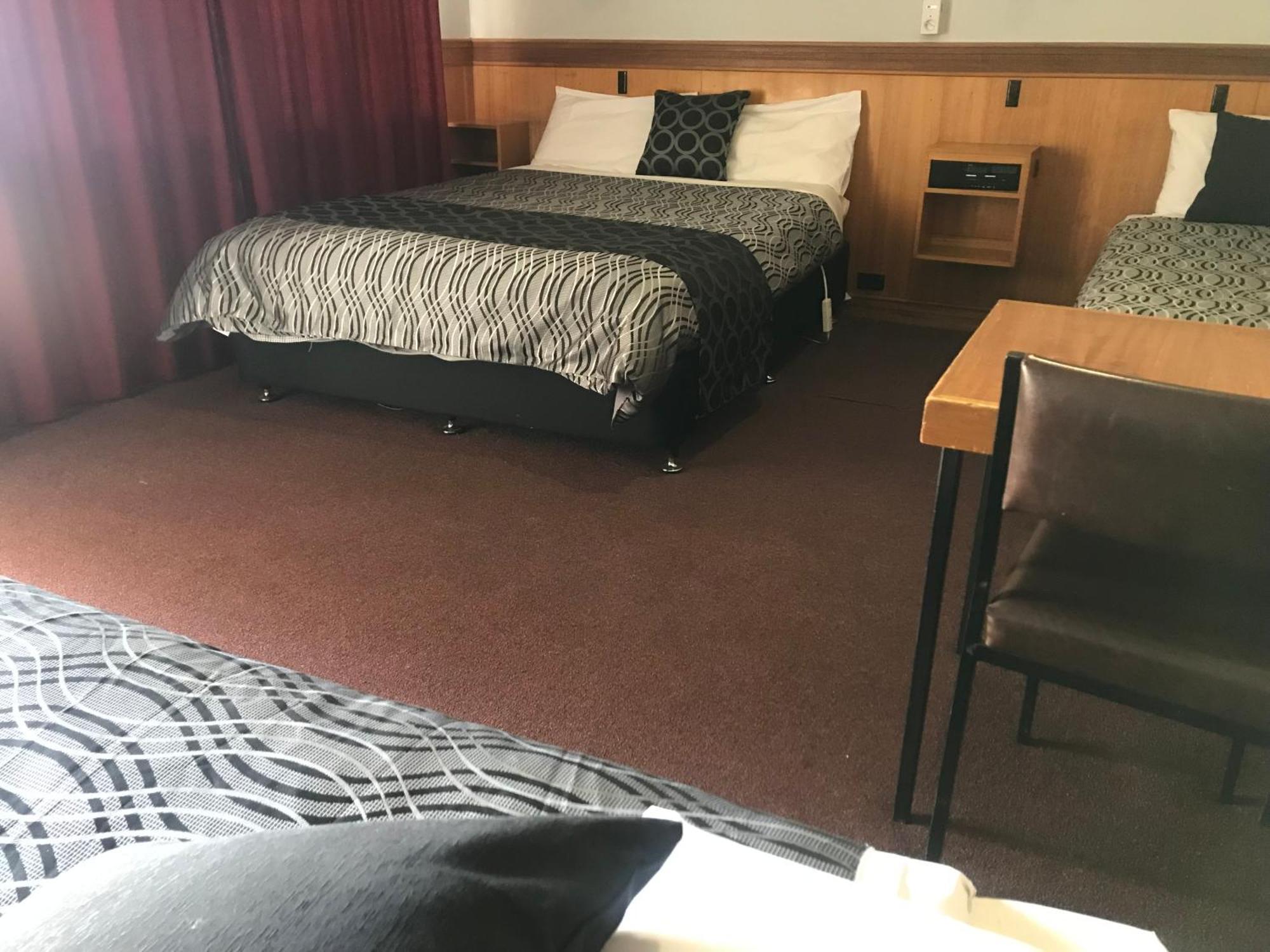 County Lodge Motor Inn West Wyalong Exterior foto