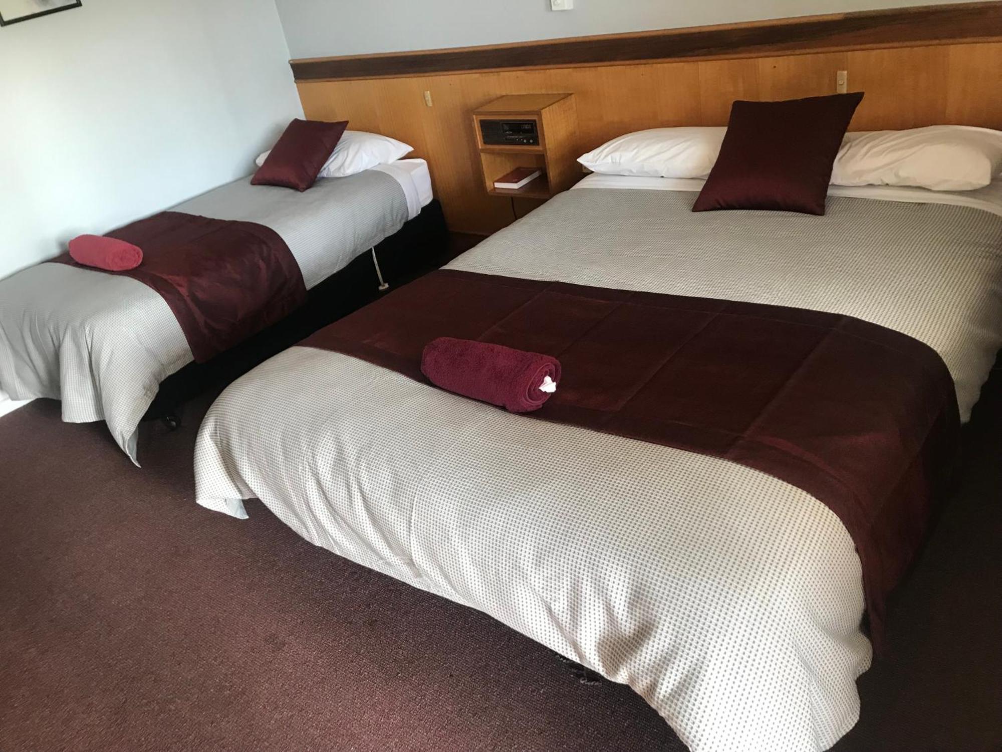 County Lodge Motor Inn West Wyalong Exterior foto