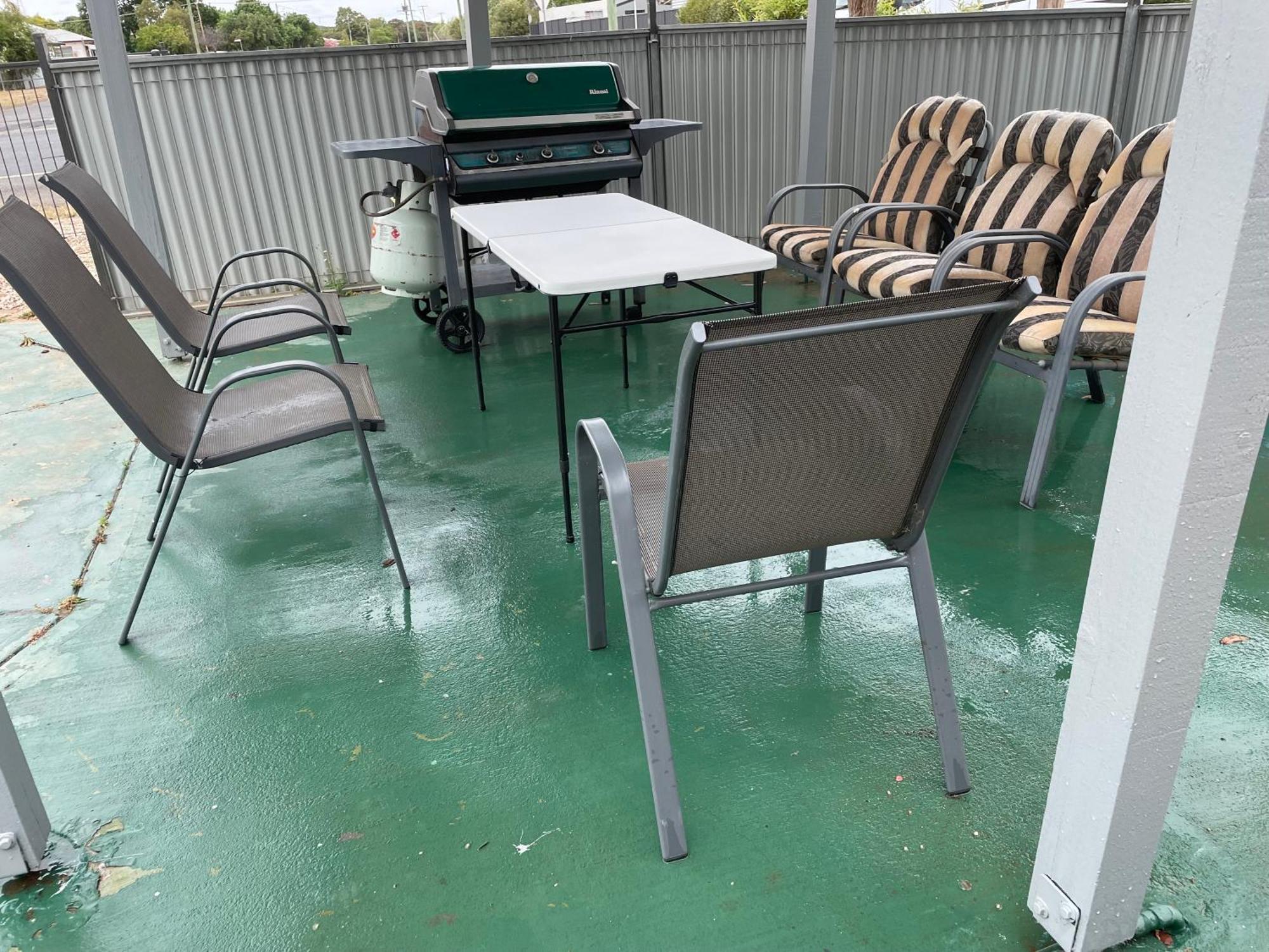 County Lodge Motor Inn West Wyalong Exterior foto